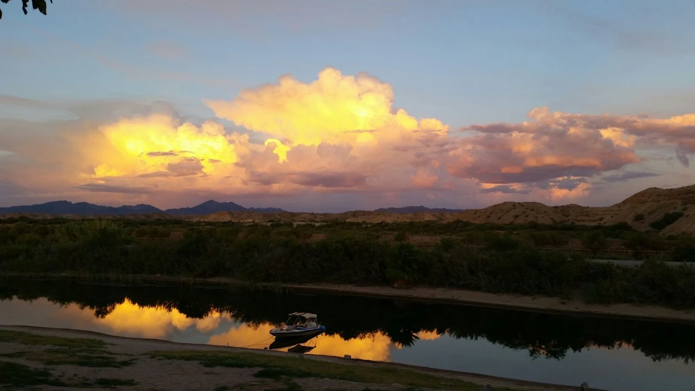 Dramatic sunset over the lagoon at McIntyre Resort